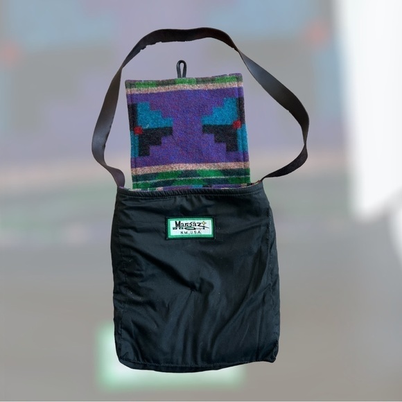 Crossbody wool with dark brown leather strap purse - Picture 3 of 3